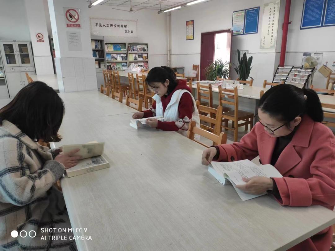 1678240187940737.jpg 好书推荐主题阅读_1678238294819.jpg