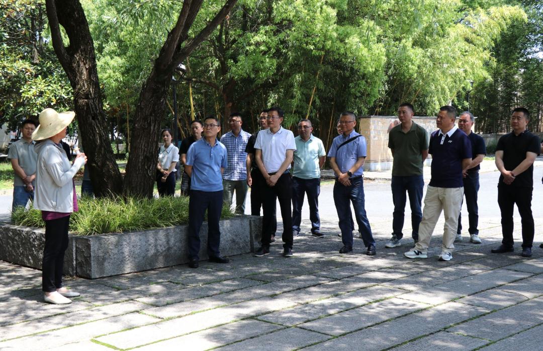 微信图片_20250515152456_副本.jpg