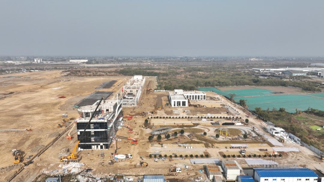 1765868952836080.jpg 微信图片_20251216100724_133_180.jpg